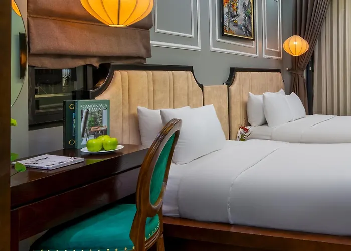 Bella Rosa Hotel & Travel